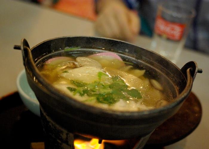 Senbeijiru, local style of rice cracker soup in Aomori