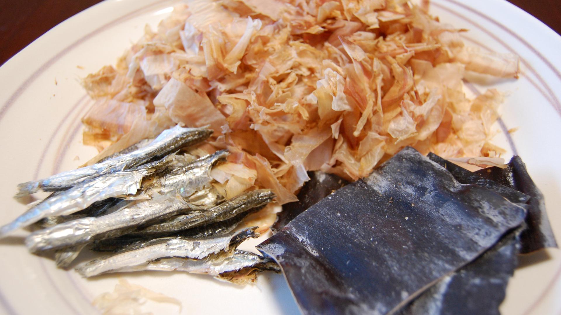 Smoked Fish Dashi Recipe (Niboshi Substitute)