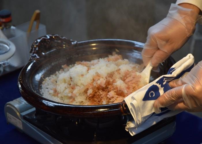 Rice prepared with bonito and dashi in a traditional dish from Mie Prefecture