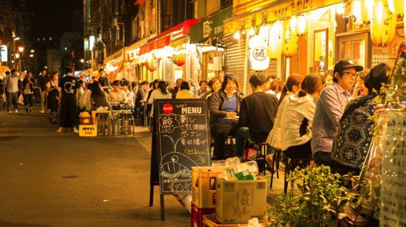 Asakusa Street Food and Drink Tour in the Evening 1