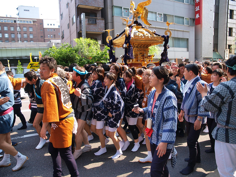 Kanda Matsuri in Tokyo parade with crowd