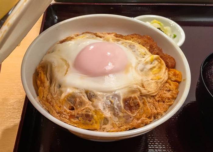 oyakodon chicken and egg in a bowl