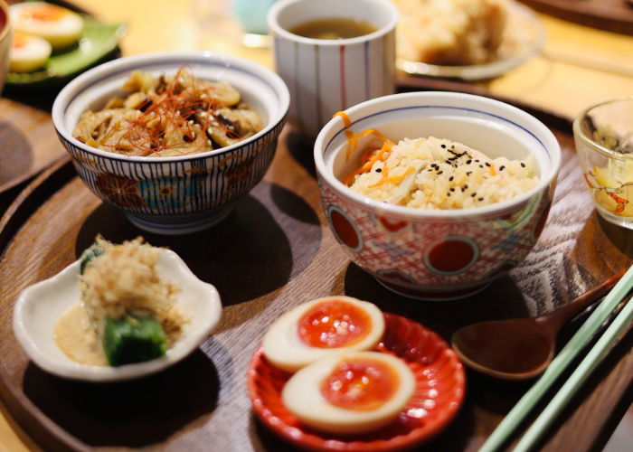 Table of Japanese food dishes