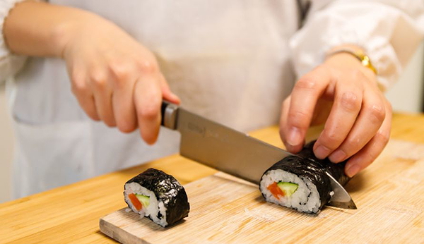 Colorful Maki Sushi Making Class in Osaka 1
