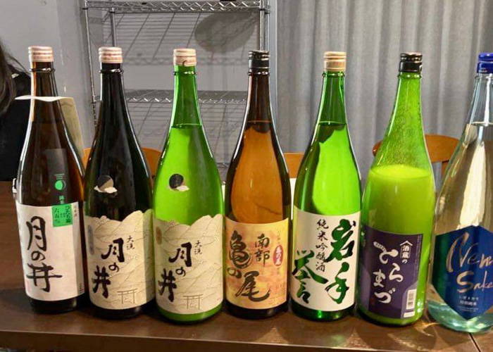 Tsukiji Outer Market Tour and Unlimited Sake Tasting  7