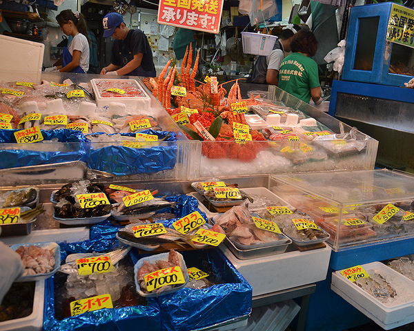 Tsukiji Fish Market Tour with Breakfast 9