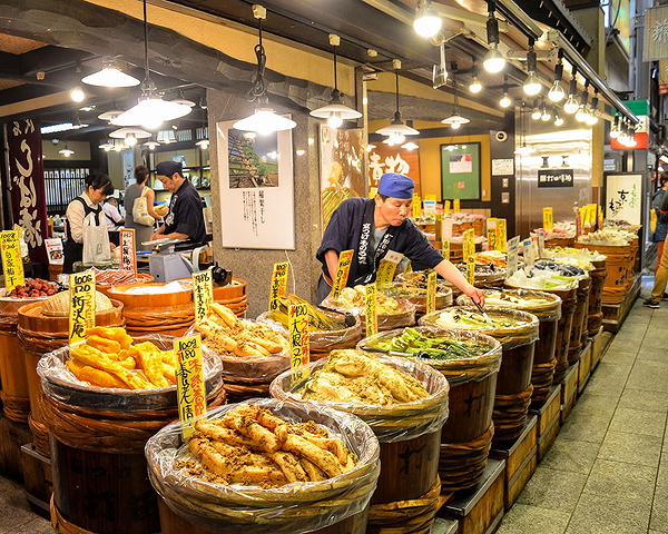 Kyoto Nishiki Market Tour 1