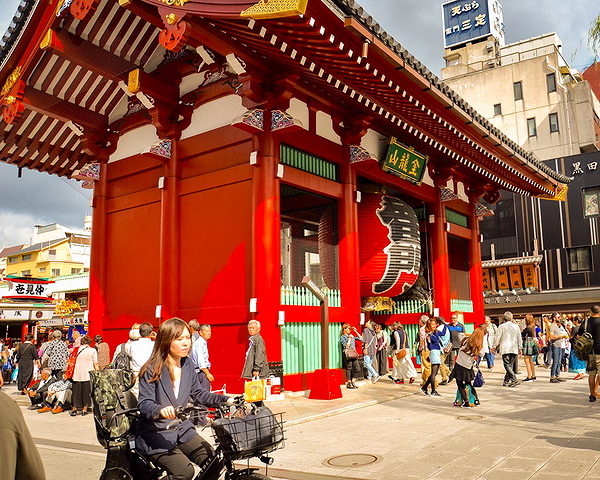 Back to Edo: Sensoji and Asakusa Food Tour 6
