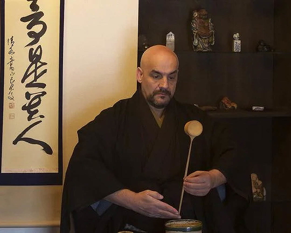 Tea Ceremony in a Traditional Kyoto Machiya 7