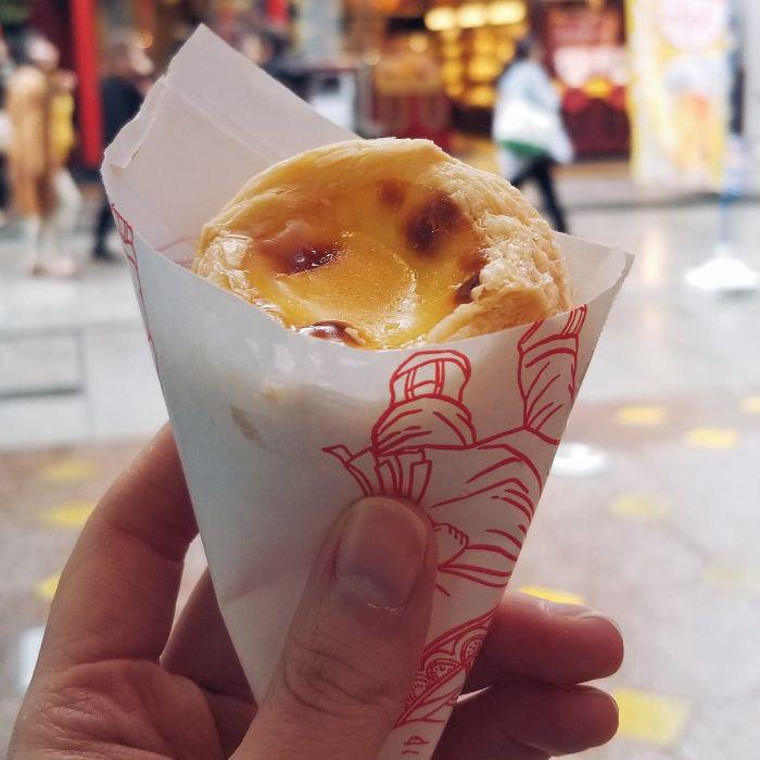 Egg tart that is sold in Yokohama Chinatown