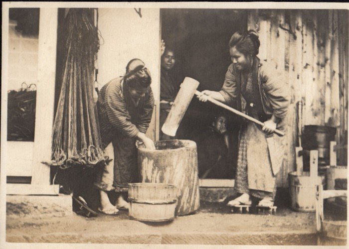 Making Rice Cakes, Japan (1914 by Elstner Hilton)