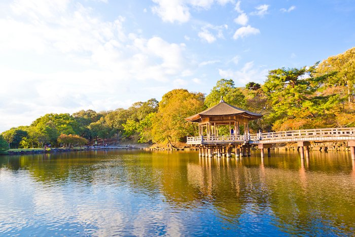 A pond and bridge at Yoshikien in Nara