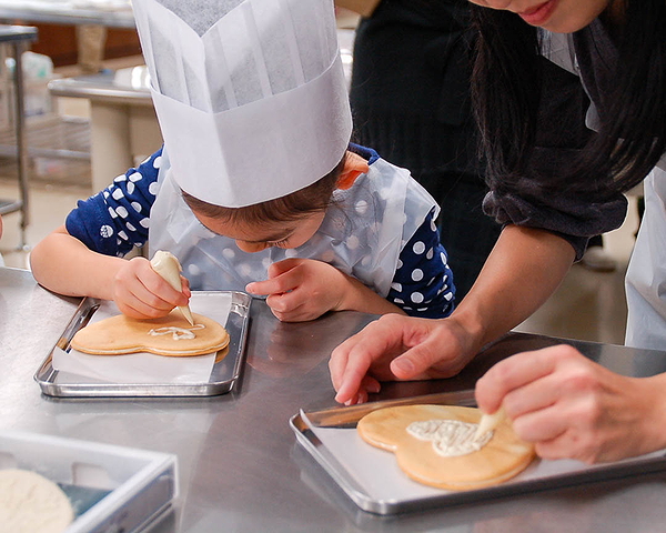 Make Hokkaido’s Iconic Shiroi Koibito Cookie 9