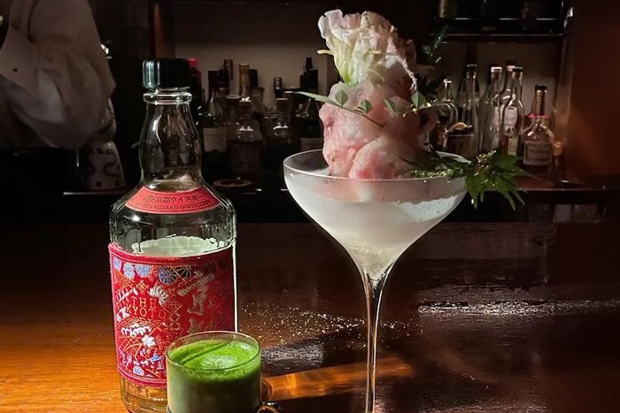 Cocktails at Bar Centifolia in Tokyo