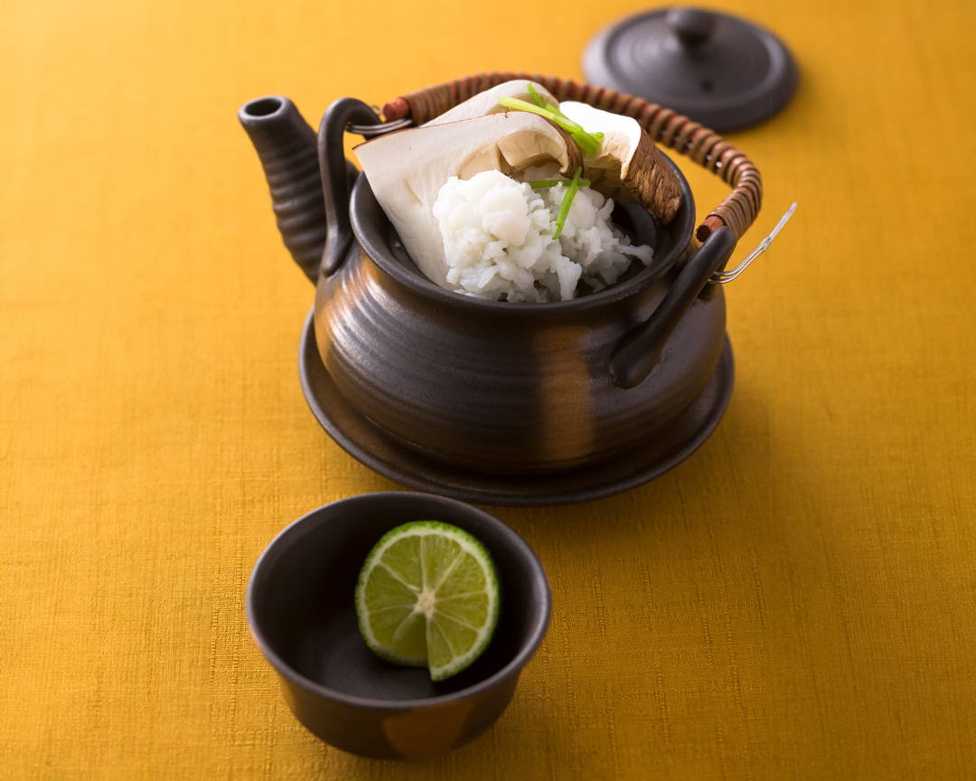 Dinner Cruise in Arashiyama: Yakatabune & Moon-Viewing Tour  2