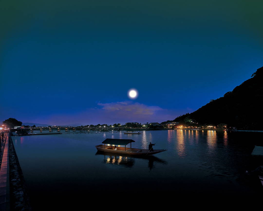 Dinner Cruise in Arashiyama: Yakatabune & Moon-Viewing Tour  4