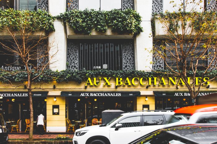 Exterior of Aux Bacchanales Ginza