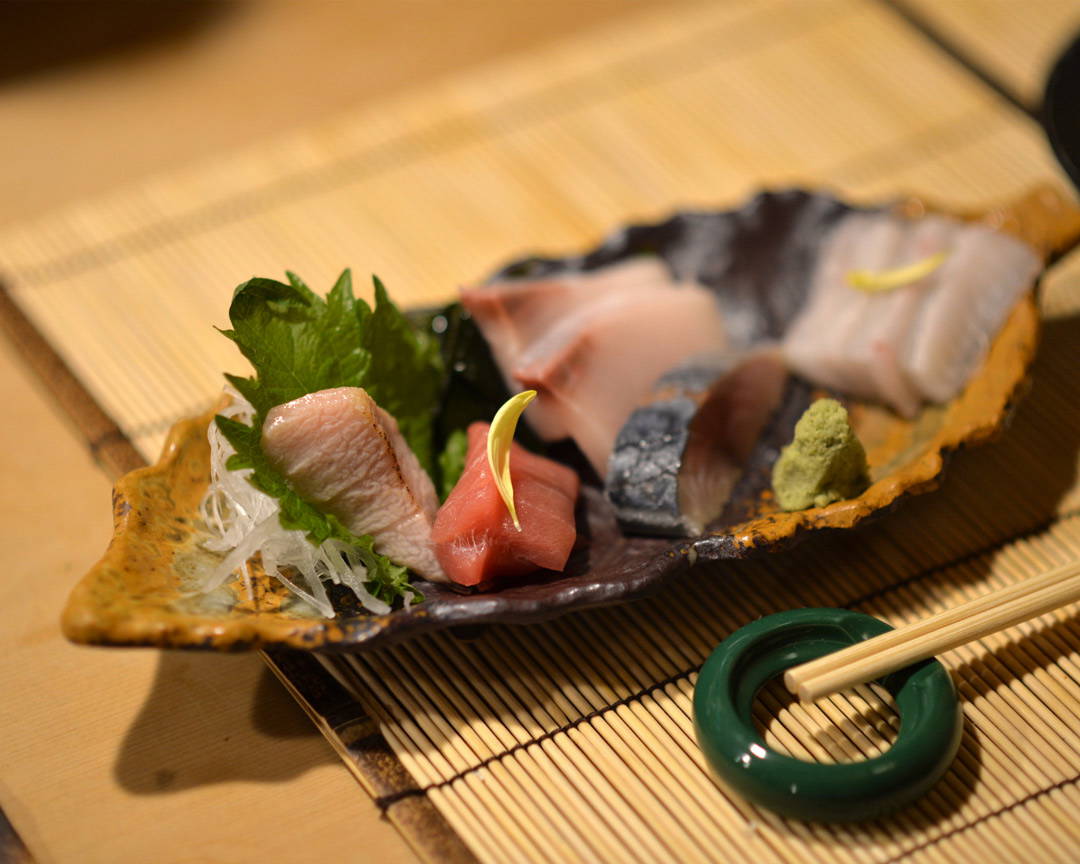 Shimbashi Food Tour: Izakaya, Ramen, & All-You-Can-Drink  2
