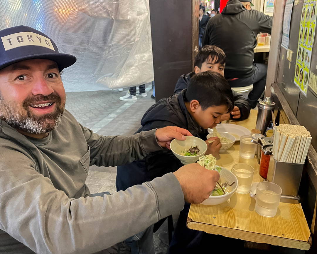 Shimbashi Food Tour: Izakaya, Ramen, & All-You-Can-Drink  9