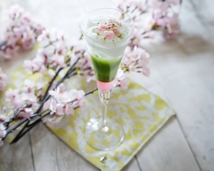 Sakura tea mocktail in Tokyo