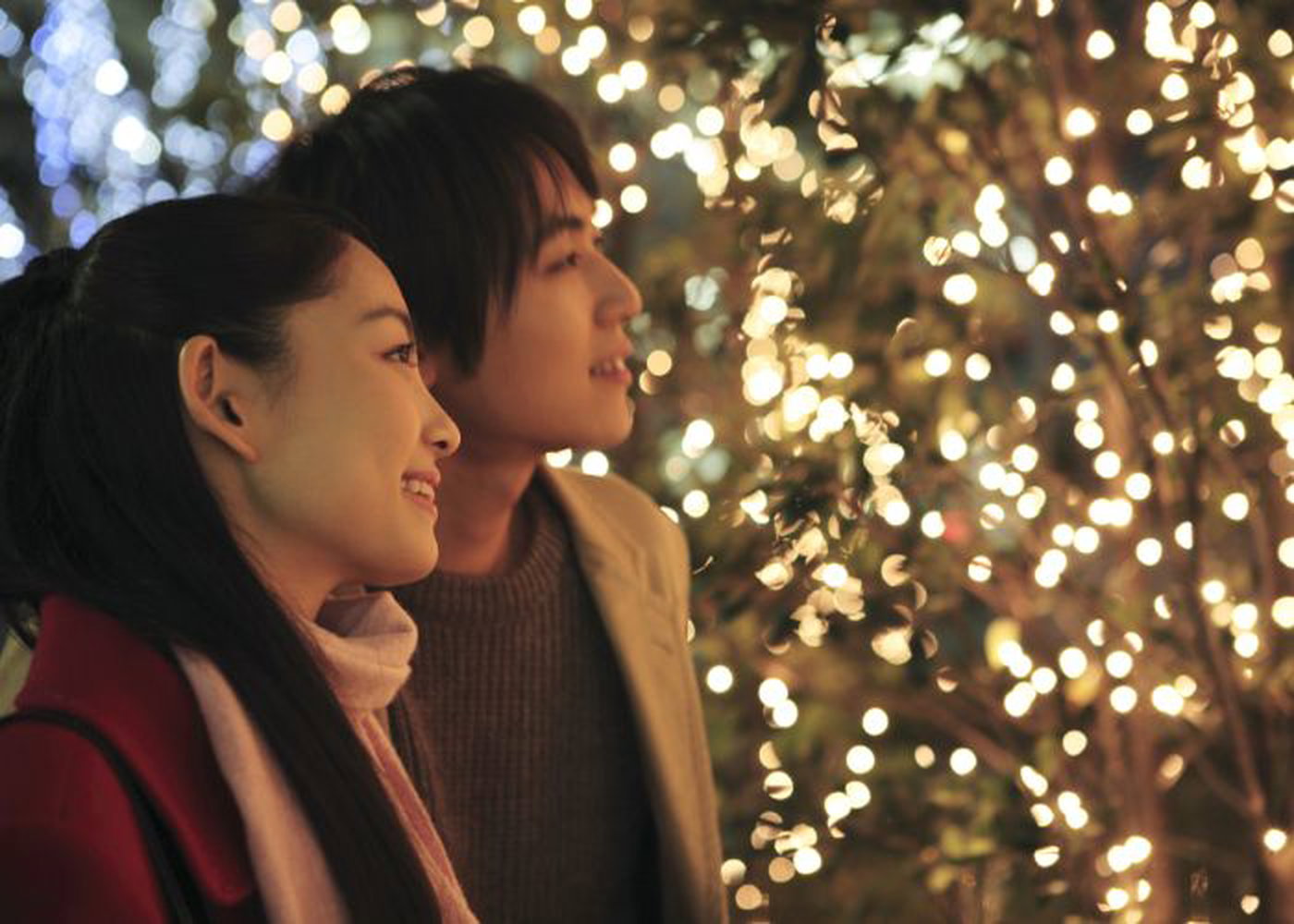 A couple on a Christmas date in Japan