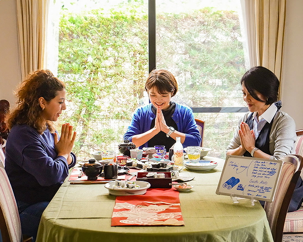 Nature Walk (Todoroki) & Maki Sushi Cooking Class in Tokyo 4