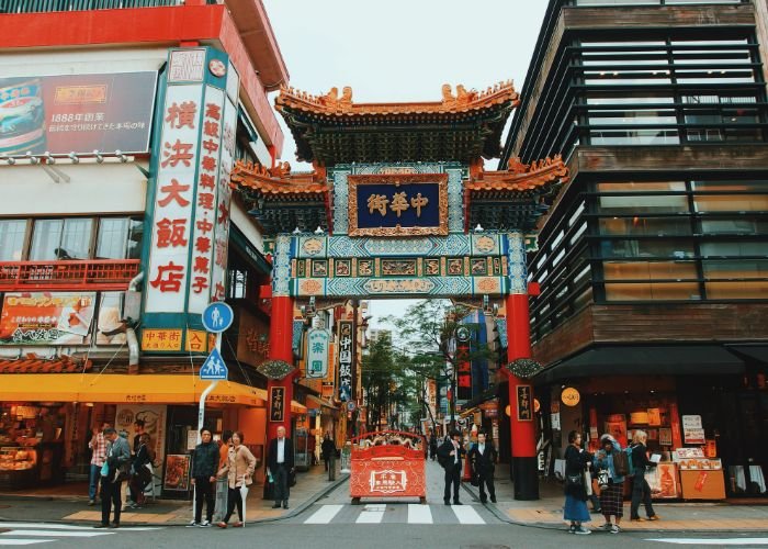 A photo of the entrance to Yokohama Chinatown