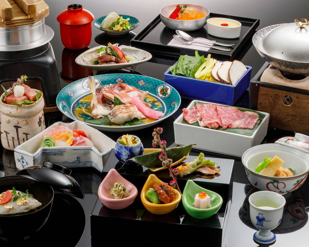 Traditional Ryokan, Kaiseki, & Tea Ceremony in Ishikawa  2