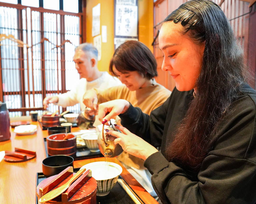 Japanese Breakfast and Shinjuku Gyoen Morning Tour 1