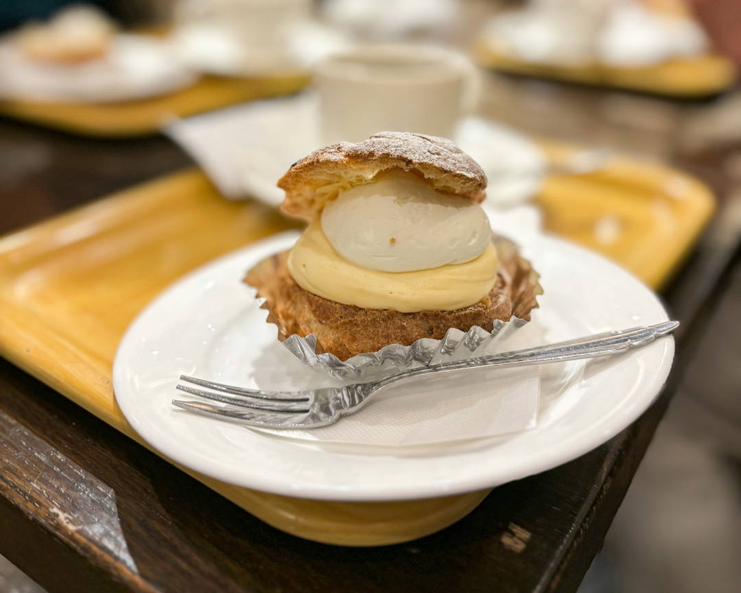 Kagurazaka Lunch & Private Walking Tour with a Foodie Guide 2