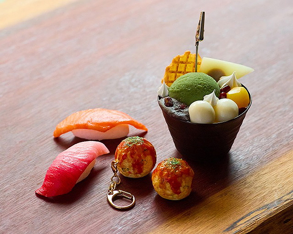 Make Your Own Plastic Food Keychain or Magnet in Osaka 1