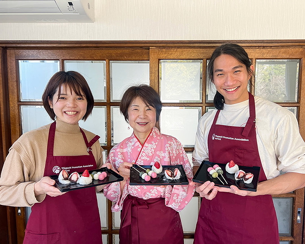 Learn How to Make Mochi & Dango With a Certified Instructor  3