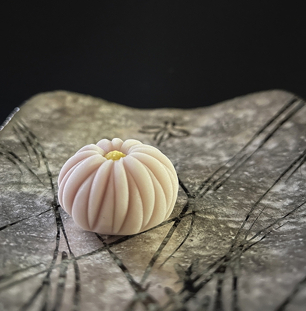 Traditional Japanese Wagashi Making Class in Kyoto 1