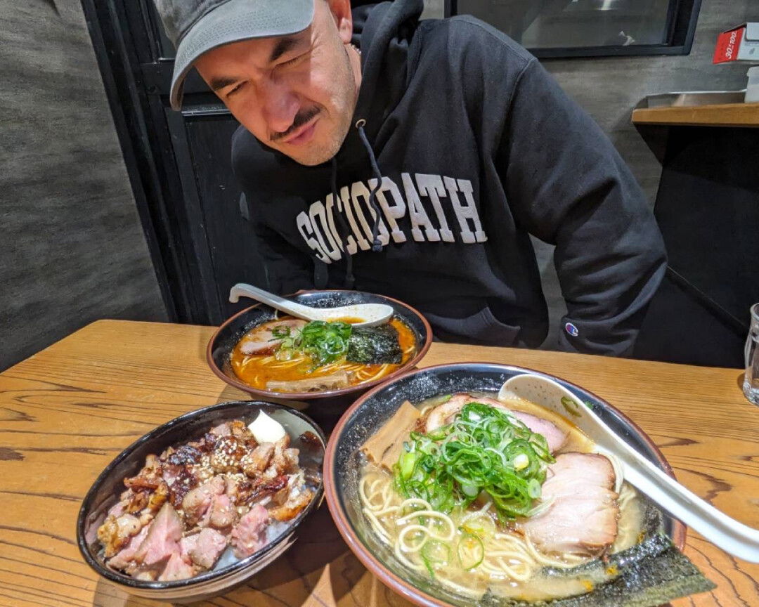 Tokyo Custom Ramen Walking Tour with a Ramen Expert 4