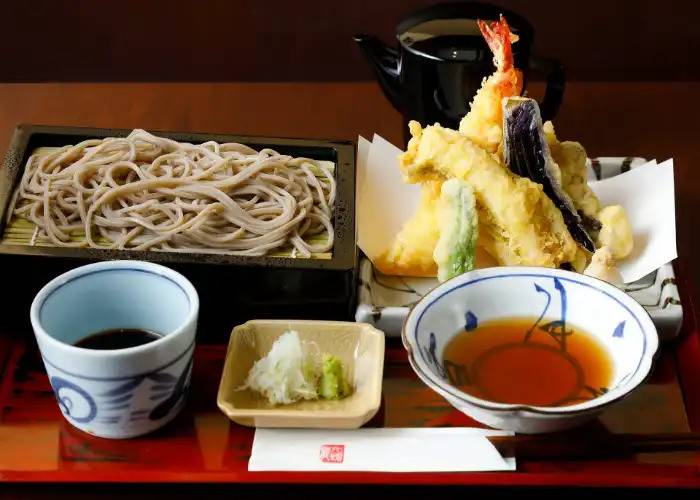 Soba and tempura set meal at Kagurazaka Kuzuryu Soba