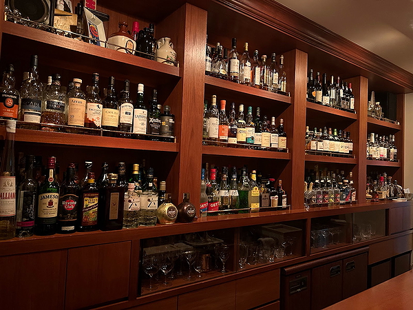 Elegant restaurant bar with a wide selection of premium spirits