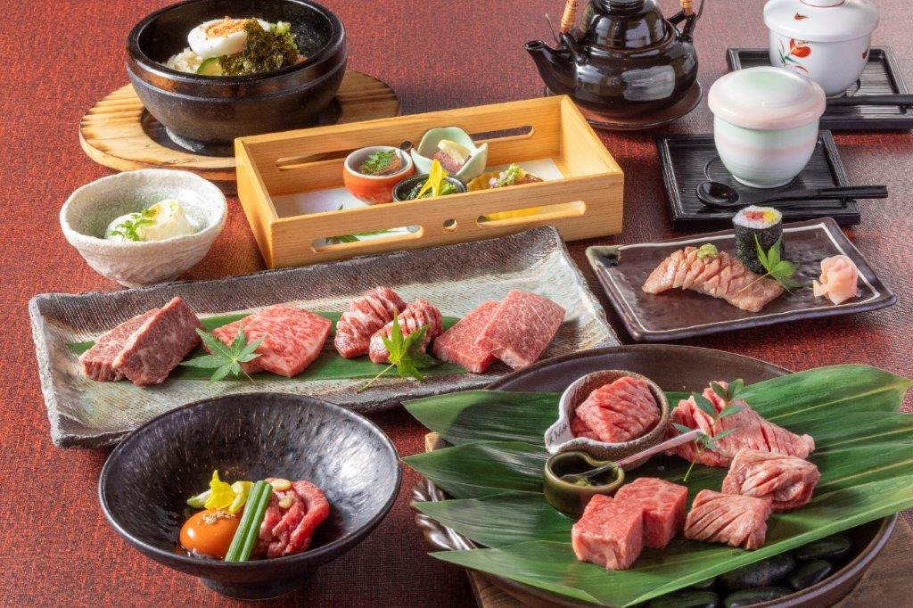 A selection of premium wagyu beef varieties at Kyoyakiniku Hiro Yasakatei.