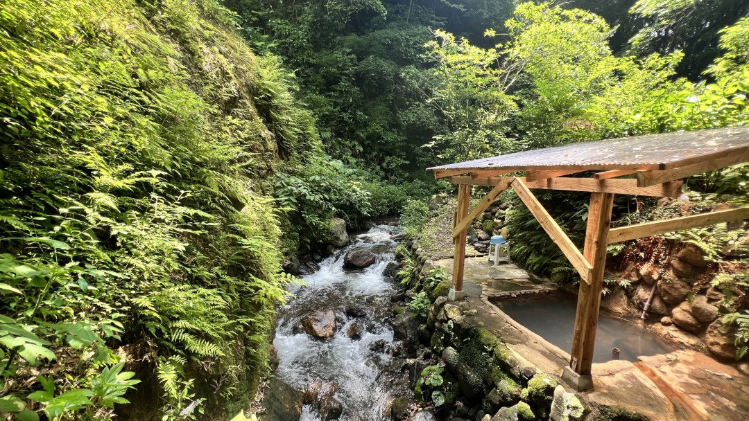 The natural scenes of Myoban Onsen.