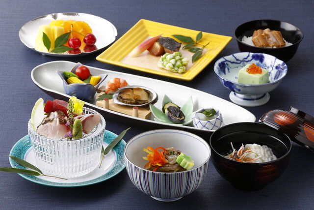 Nihonryori Sazanka (Hotel East 21 Tokyo) 1