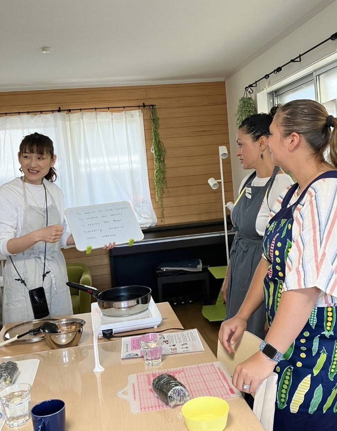 Vegan Ramen & Gyoza Cooking Class in Kanagawa 3