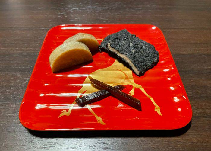 A small plate of bitesize morsels at Mie, a restaurant in Okinawa.