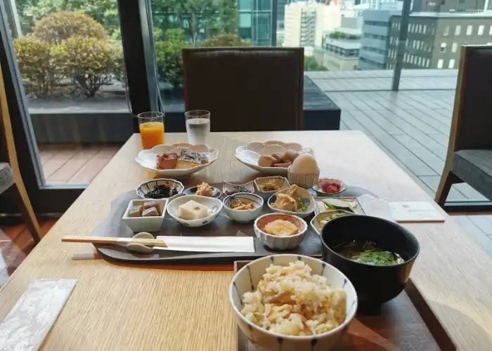 The table laid with a traditional Japanese breakfast at Nihonbashi Asada (Mitsui Garden Hotel Nihonbashi Premier).