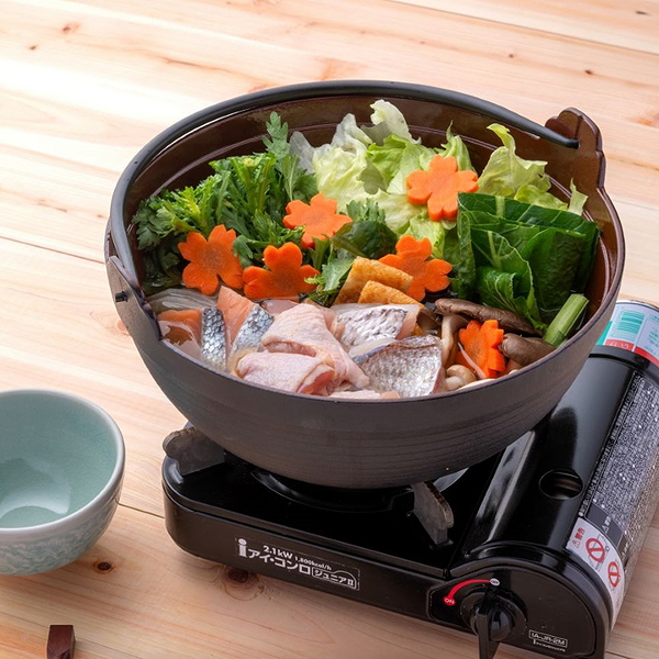 Osaka Home Party: Hot Pot Cooking Class Near Namba 1