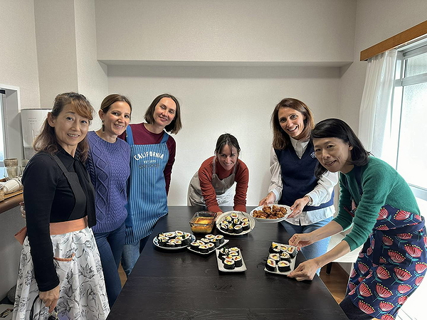 Sushi & Miso soup Cooking at a Local Japanese Home, Kobe 3