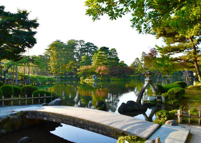 The scenic views of Kanazawa's Kenroku-en Garden.