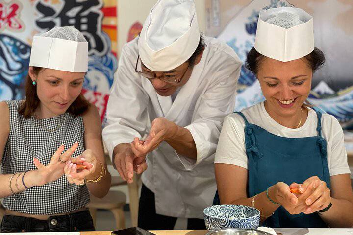 Sushi-Making Class in Tsukiji: Make Nigiri & Maki 3