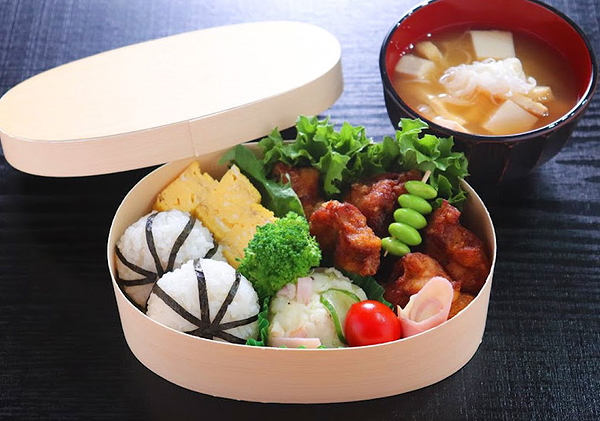 Crispy Fried Chicken Bento Cooking Class in Tokyo 1