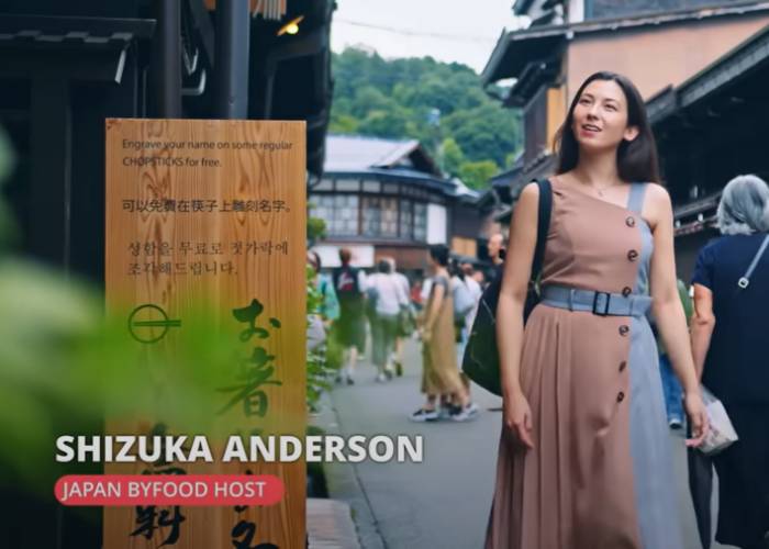 Shizuka Anderson walking through Takayama in a byFood video.