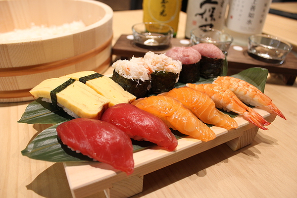 Sushi-Making Class in Dotonbori (Osaka) 7