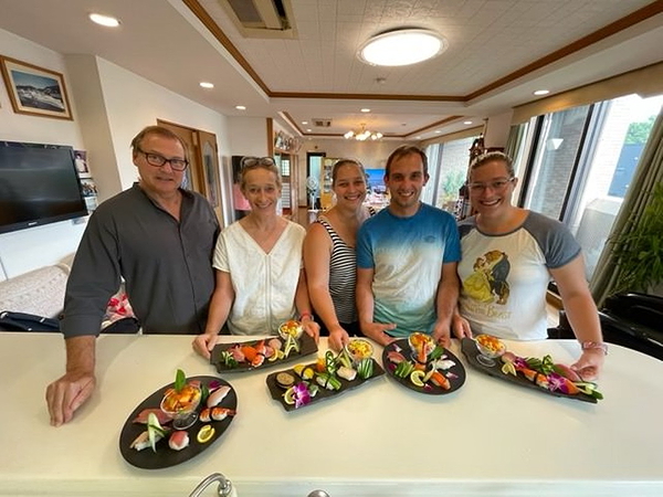 Sushi & Tempura-Making Class w/ Tea Ceremony in Osaka 1